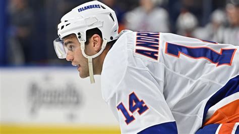 Andy Andreoff Deserves A Shot With The Islanders After Huge AHL Season