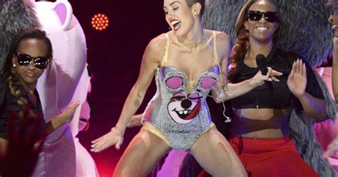 Vmas 2013 Miley Cyrus Cant Stop Twerking Rolling Stone