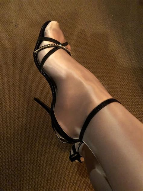 Wearing Shiny Pantyhose And Sexy High Heels Nude Pics Xhamster