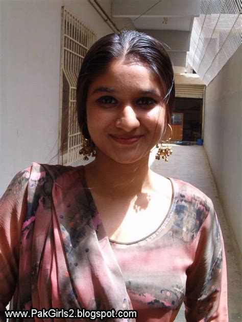 ALL GIRLS BEUTY WALLPAPERS Pakistani Hot Chic And Hotty Ass