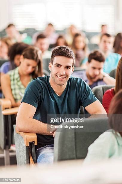 Crowded College Lecture Hall Photos And Premium High Res Pictures