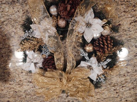 Hanging Christmas Reefs at Keith Criswell blog