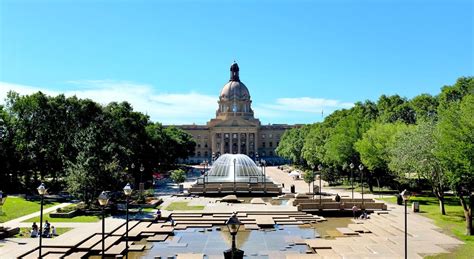 Top 5 Must-See Attractions in Edmonton | The Epoch Times