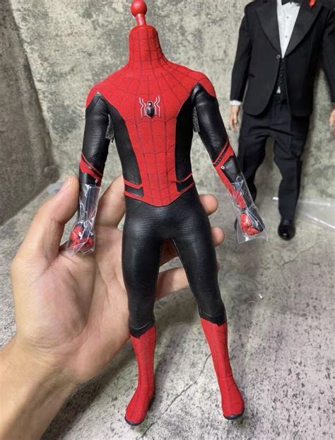 Free Local Postage Marvel Spiderman Far From Home Hot Toys Scale Mms Spider Man