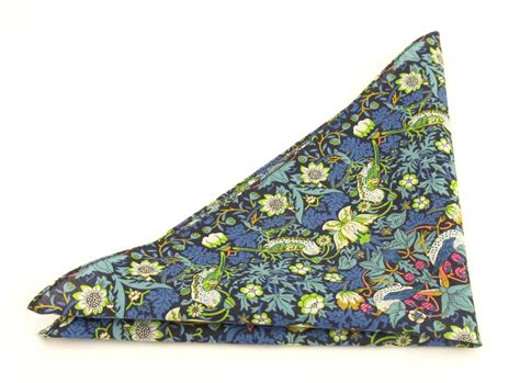 VAN BUCK Liberty Print Cotton Pocket Square - Strawberry Thief Green