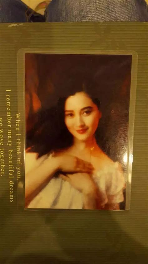 Muốn biết định nghĩa hot girl đời đầu là gì hãy cứ ngắm ảnh mẹ chúng ta thời trẻ