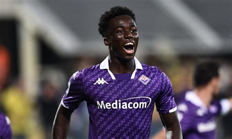 Kayode Carica La Fiorentina Vogliamo Battere La Lazio