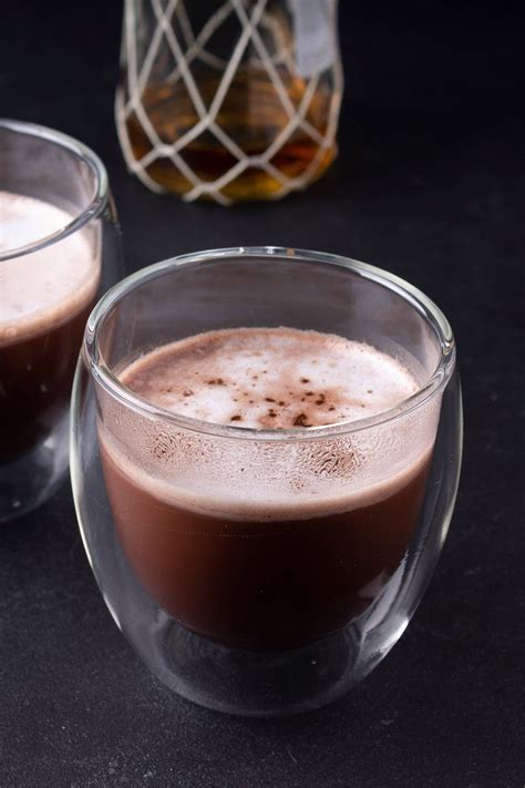 Spiked Hot Chocolate HowdyKitchen