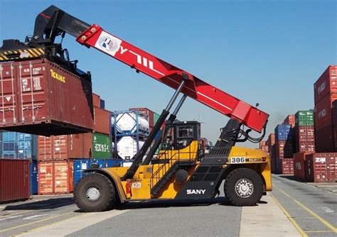 Container Handling Equipment | Reach Stacker - UTD Motors