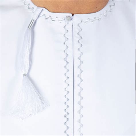 Embroidery White Omani Thobe Men's Jubba - Leading Muslim Fashion ...