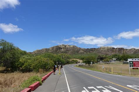 2ページ目 登った人だけの絶景「ハワイ・ダイヤモンドヘッド」3つの魅力！ ワイキキビーチ＆巨大火口「360度のパノラマ」登頂レポ｜トラベル