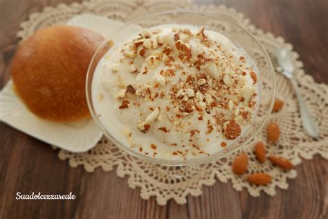 Granita Di Mandorle Siciliana Con E Senza Panetto SuaDolcezzaReale