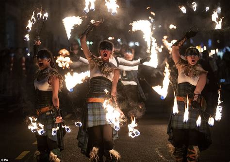 Hogmanay Celebrations Kick Off In Edinburgh Strong Torch