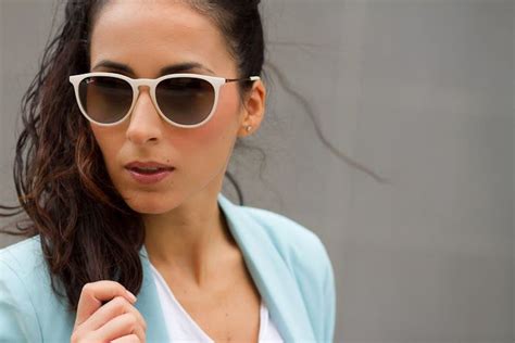 Ray Ban Erika | Lentes de sol, Gafas de sol ray ban, Blazer azul