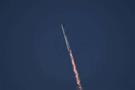 马斯克火星梦迈进一步：史上最强火箭spacex星舰升空后爆炸飞船发射轨道