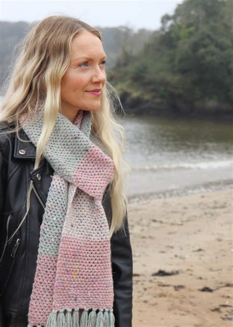 Quick And Easy Moss Stitch Crochet Scarf Free Pattern Annie Design