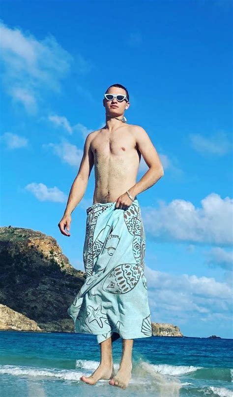 Nude Male Celebs Ansel Elgort Shirtless And Bulge Photos Bob Sinclar