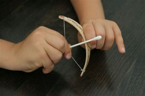 Turn A Simple Popsicle Stick Into A Cool Bow And Arrow Set 6 Pics