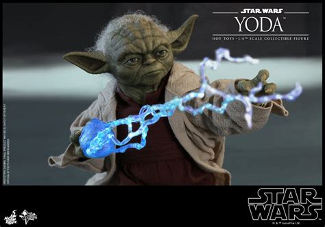 Star Wars Yoda And Count Dooku Scale Figures By Hot Toys The Toyark News