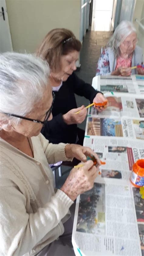 Atividades Ocupacionais em Mandaqui Vovó Lourdes