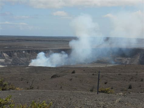 Volcano National Park, Hawaii Kilauea Observatory Overlook Kauai ...