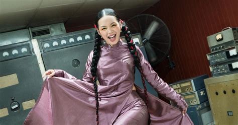 Hot Girl Vietnam Idol Giana Ph C Ch V I Gi Y Tr T Patin V O D I B O D N Tr