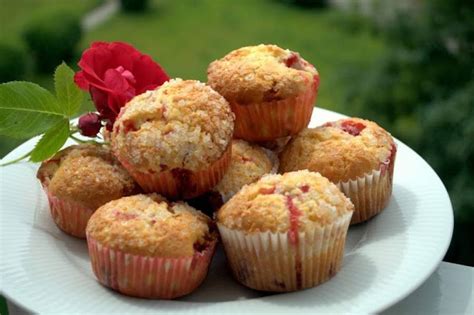 Przepis Na Muffiny Z Truskawkami Bia Czekolad Czyli Pomys Na