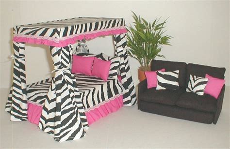 Items Similar To Barbie Furniture Canopy Bed Set Loveseat Hot Pink W