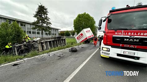 Incidente A Volpiano Via Torino 6 Maggio