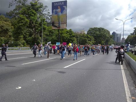 David On Twitter Rt Rcamachovzla Caracas Restringido El Tr Nsito