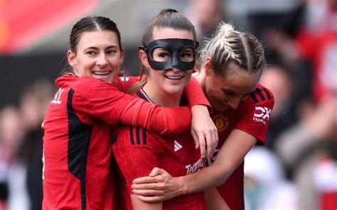 Womens Fa Cup Round Up Toone Rediscovers Cutting Edge For Man Utd