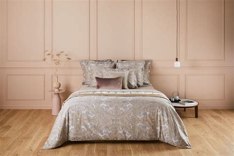 Cachemire Yves Delorme Brass Bed Damask Bedding Fine Linens