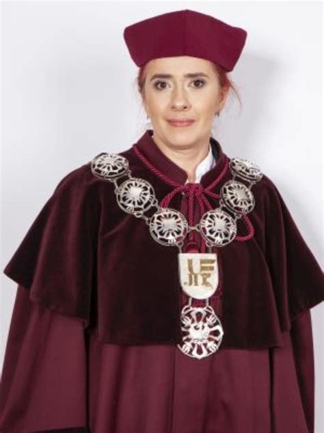Uniwersytet Jana Długosza 12
