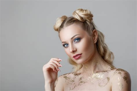 Premium Photo Portrait Of Beautiful Blonde Woman With Makeup Beauty Photoshoot On Background