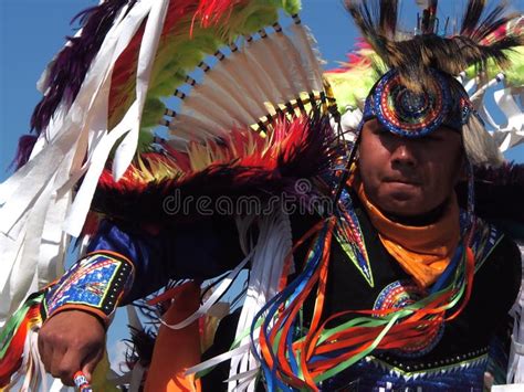 Aboriginal Dancer At Edmonton S Heritage Days 2013 Editorial Stock