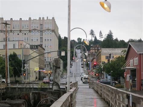 astoria oregon       huffpost