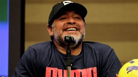 Diego Maradona Tiene Tres Hijos En Cuba Y Piensa En Reconocerlos En Un