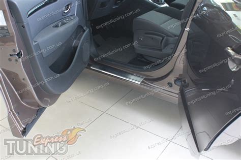 Накладки на пороги Рено Сценик 3 (защитные накладки Renault Scenic 3 ...