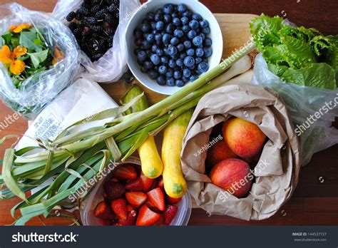 Vegetables On The Farmer Market Stock Photo 144537737 : Shutterstock