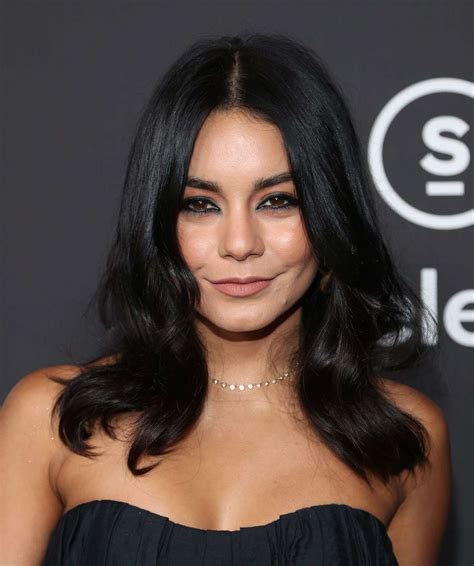 Vanessa Hudgens Debuts Warm Brunette Hair Color | InStyle