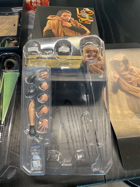 Hot Toys Luke Skywalker Star Wars Endor Version Deluxe Hobbies Toys Toys Games On Carousell