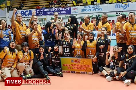 Jakarta Popsivo Polwan Juara Putaran Pertama Proliga Times Jatim