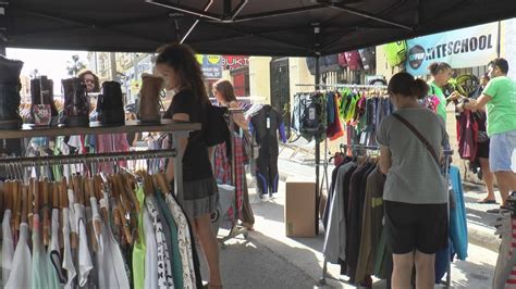 Los comercios tarifeños sacarán sus productos a la calle este fin de