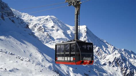 The 5 Best Ski Lifts That You Need To Try On Your Ski Holiday