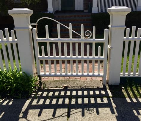 Bellport Historic District Preservation Commission 4/20/19 @ 9:00 am