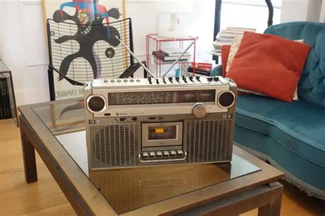 RADIO BOOMBOX JVC RC 828L Cassette Recorder Vintage Read Description