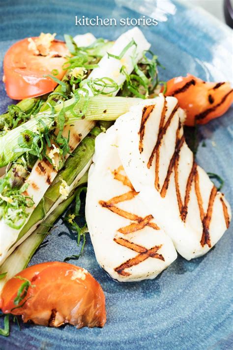 Gegrillter Halloumi mit Grillgemüse und libanesischer Knoblauchsoße