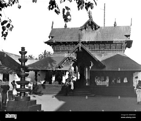 Guruvayur temple hi-res stock photography and images - Alamy