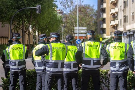 La Junta Publica Las Bases Para La Convocatoria Del Proceso Selectivo