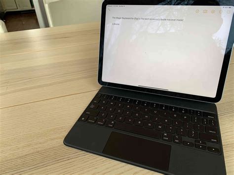 Чому я люблю чарівну клавіатуру Apple для iPad - 2025